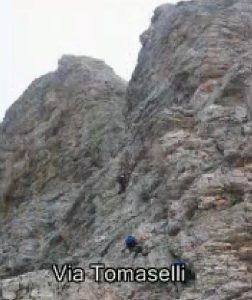 via tomaselli loodrecht omhoog