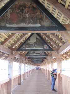 Luzern, de kapelbrug binnenin