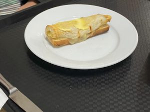 Beroemd broodje, gewoon opgerold broodje kaas
